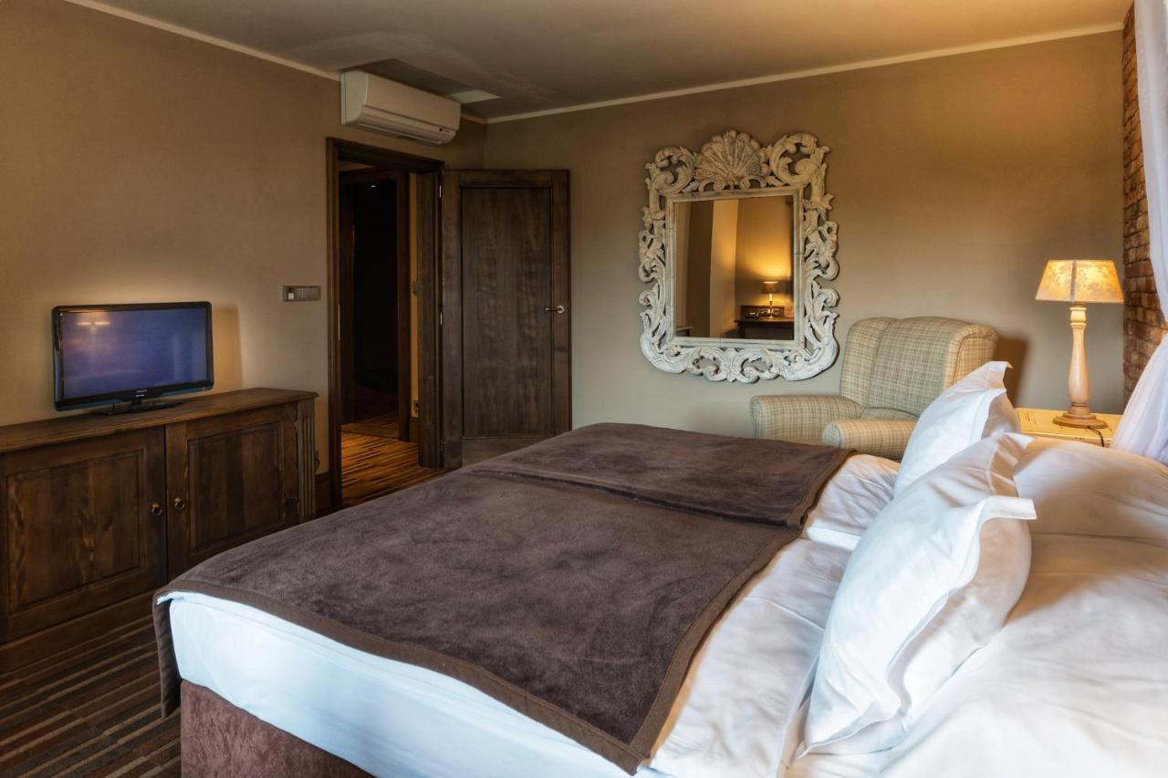 Park Hotel Popovicky מראה חיצוני תמונה