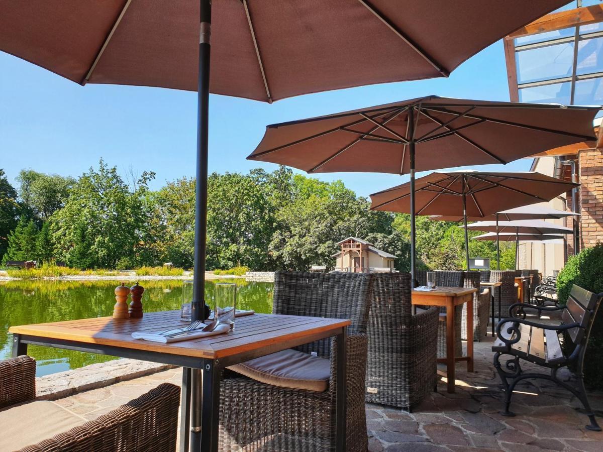 Park Hotel Popovicky מראה חיצוני תמונה